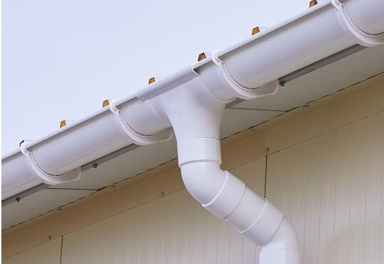 Vinyl sectional gutters